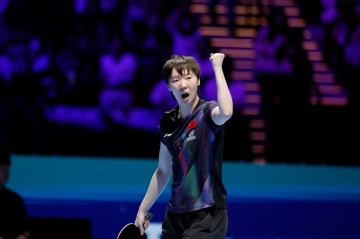 kaiyun-王曼昱4-2申裕斌 国乒提前锁定世界杯女单冠亚军